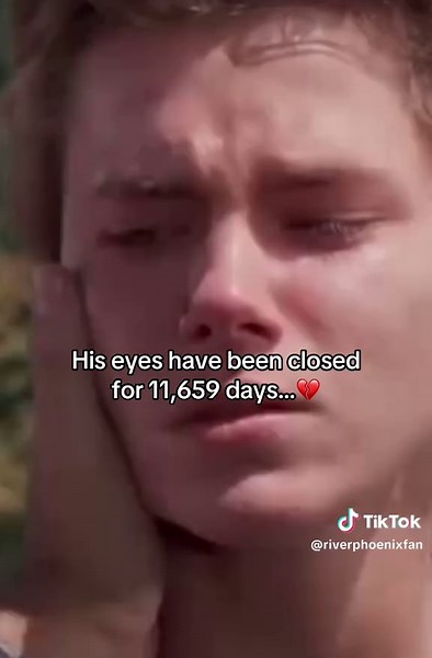 Remembering River Phoenix: A Tribute to His Legacy