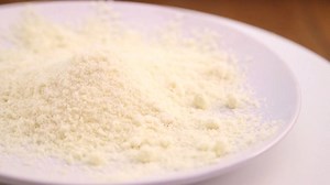 171K views · 743 reactions | There's a huge scandal behind leading '100% Grated Parmesan Cheese' products — and people are taking legal action. | Business Insider | Facebook