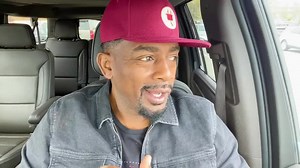 #TrueStory @billbellamy tells the story of being in #LasVegas at a title fight with his Dad. One of the funniest nights in boxing history… 😂😂😂😂. Sorry for the wait. Enjoy!!! #riddickbowe #rocknewman #boxing #comedy #billbellamy #caesarspalace | Bill Bellamy