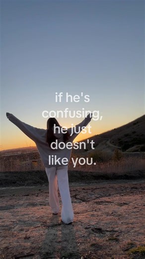 i give up #foryoupage | if hes confusing he does not like you