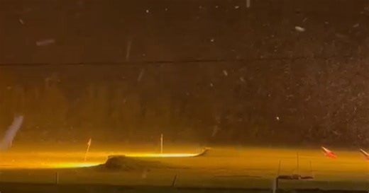 Snow arrives in Devon as drivers issued urgent warning