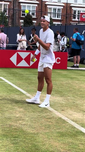 Tennis Grass Juggling Techniques to Master ⚽️🎾