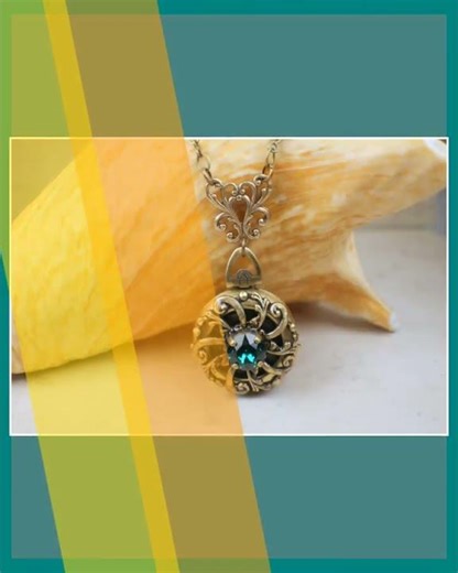 Emerald Swarovski Crystal Multi Photo Locket