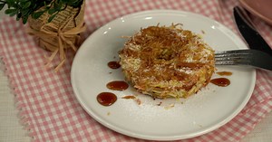 Snacks baked with sweet apples! Apple, coconut, donut