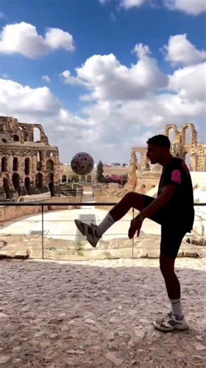 Luxurious 45mm profile featuring a 68mm broad handle.