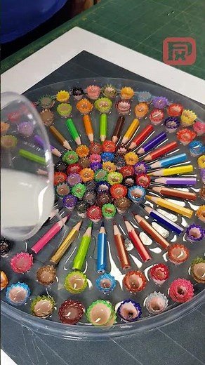 Epoxy Resin - Color Pencils and Wood Shavings Flowers