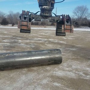 Pipe grapple! #cmpattachments #cmp #grapple #hydragrapple #pipe #rotator #backhoe #equipment #excavator #pipeline #madeinamerica #merica | CMP Attachments