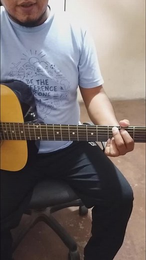 Tutorial de guitarra acústica para principiantes de Sumérgeme