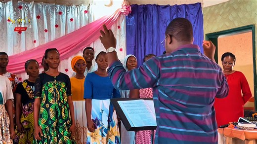 🎶✨ La Soirée de louange en préparation par la Chorale La Voie du Salut ✨🎶 🚨 Ne dépasse surtout pas ce rendez-vous. 🚨 📍 Un seul lieu : Calavi-Zopah – Temple Hosanna 🏛️ 📅Une seule date : Samedi 20 Décembre 2025 🗓️ ⏰ Heure : 19H00 précise (Sans retard) ⏱️ 👥 Tout le monde y est invité. 🙏 Venez nombreux et à l'heure exacte prévue. 💫 Chaque seconde de retard sera une perte en émotion et en connexion avec le Ciel. ☁️✨ 🙌Dieu nous bénisse tous en Christ-Jésus. Amen. ✝️🙏 SDA Temple HosannaEgl