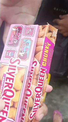 First time, exchanging chocolates with my boyfriend😖🍫❣️