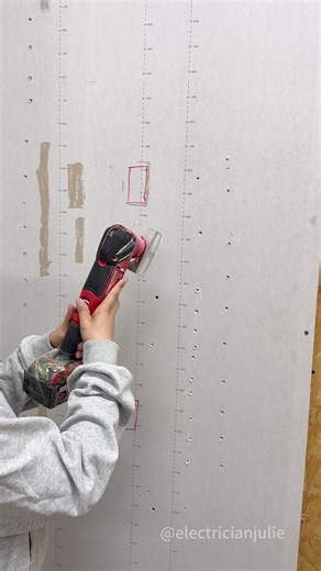 Efficient Drywall Socket Cutter for DIY Projects