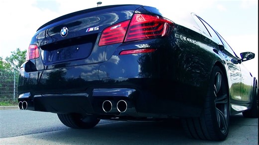 BMW M5 F10 LCI – V8 Biturbo Sound & Revs
