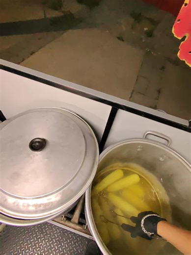 Una noche siendo elotero🌽