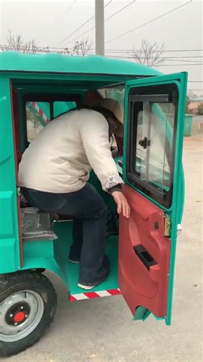 One machine with multiple functions saves time, labor and labor. Specially designed for breeding