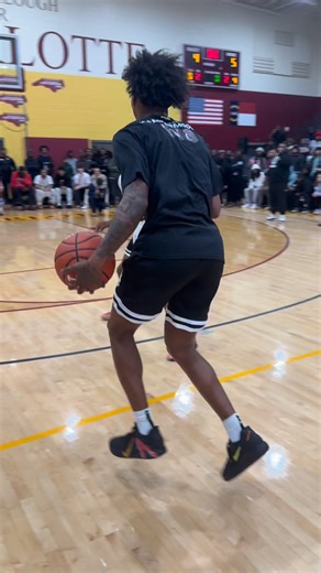 The Next Chapter on Instagram: "The most improved player of 2025 ⭐️ Who should @kamsosmoove_ start next year against?"