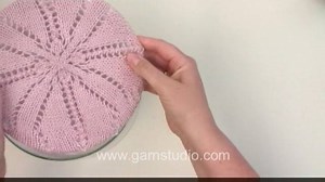 In this DROPS video we show how to shape a hat. Do you make hats too? Show us your favorite ones with a picture here on Facebook! To see the pattern of the hat shown in the video, see: http://www.garnstudio.com/lang/en/pattern.php?id=6284&lang=en Press the HD button right on the video menu to see the video in high resolution. If you have a question regarding this video, please leave it here: http://www.garnstudio.com/lang/en/video.php?id=525 There are more than 700 DROPS Video tutorials, to get 