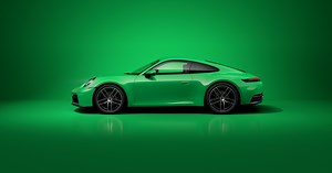 The Porsche 911 in Signalgreen | Porsche Paint to Sample
