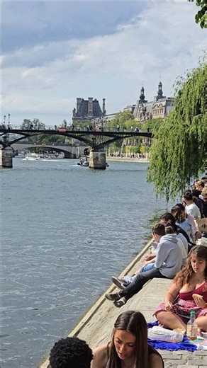 Je vous emmène au milieu de la Seine à Paris : Square du Vert Galant !