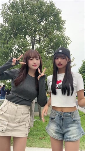 なな新しいアカウントで頑張るじゅんなとなな伝説のコラボ動画 #なな #じゅんな #ななにー #サブスク #永久停止