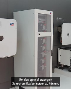 Tag 2 auf der Intersolar Europe 2023. Heute führt Mathias Strippel euch durch die SMA Commercial Energy Solutions auf unserem Messestand B3.210 in München. Er zeigt euch, wie Energiekosten für Unternehmen und Betriebe wieder planbar werden. Wie die Energie vom Dach oder aus dem Netz in den Speicher und zur E-Fahrzeugflotte kommt. Und welche Möglichkeiten es gibt, diese Ladevorgänge einfach und übersichtlich abzubilden und abzurechnen. Kommt vorbei, wenn ihr auf der Intersolar seid! Wir freuen un
