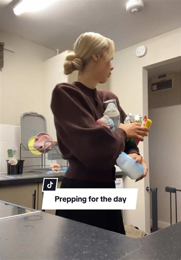 Them 20 mins before you have to leave the house is basically just me running around xx #maternityleave #momof2 #2under2 #momtok