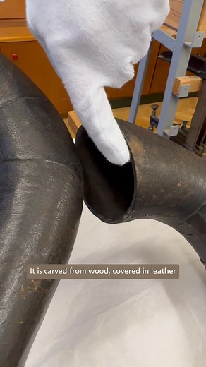 This serpent is not an animal! 🐍 The next edition of the Unerhört! event series is dedicated to one of the most unusual wind instruments – the serpent. On 13 November, Volny Hostiou – serpent player, teacher and specialist in early music – will present fascinating research findings and insights from the 17th century to the present day in a short lecture and then bring this rare instrument to life. UNERHÖRT! #3 This serpent is not an animal! (in English) 📅 Thursday, 13 November | 4 PM 📍 Collec