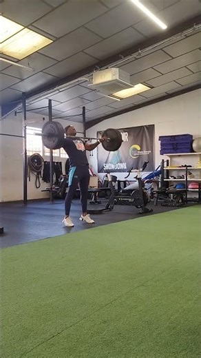 wod cardio-haltéro 🔥🏋🏾‍♂️ (cal bike + complexe haltéro) #crossfit #motivation #power #muscle #snatch