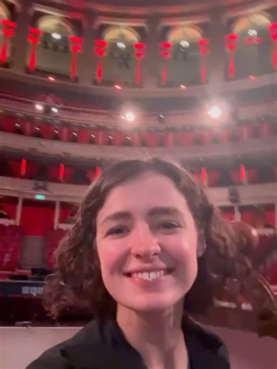 Anastasia Kobekina Cellist on Reels