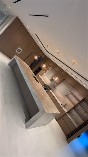 FLORIDA ONE KITCHEN CABINETS on Instagram: "Project done Family’s Cabrera Residence 欄"