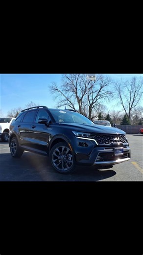 🚗 Pre-owned perfection starts here! Find your next ride at Currie Motors Ford of Frankfort — great selection, great prices, great people. 📞 Call 815-743-FORD #CurrieMotorsFord #PreOwnedCars #UsedCars #FordDealer #FrankfortIL