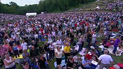 Robin Gibb - Stayin' Alive (In Concert With The Danish National Concert Orchestra)