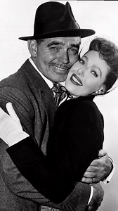 Judy Lewis Clark Gable Part 2: 🤍✨ The remarkable story of Judy Lewis, the secret daughter of Clark Gable and Loretta Young, is a testament to love’s enduring strength. Despite the barriers of fame, careers, and the pressures of their time, both Gable and Young cherished their daughter in their own ways. While their love for her had to remain hidden, it was undeniable. They found ways to connect and even work together, a quiet yet profound acknowledgment of their bond. In their hearts, they did 