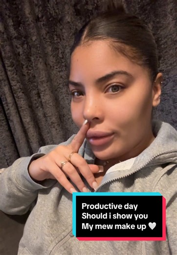 Showcasing My New Makeup for a Productive Day