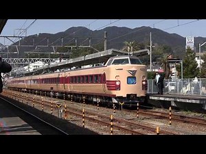 ３８１系（国鉄色）「なつかしのくろしお号」新宮駅発車シーン