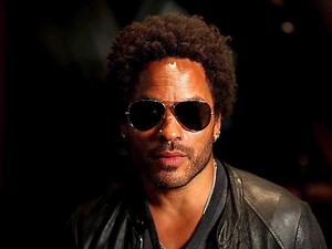 Lenny Kravitz's live performance for "Dancin' Til Down". | Frequência Modular