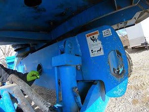 Genie S-40 Boom lift Repairs Part 1 (Hydraulic Cylinder Rebuild)