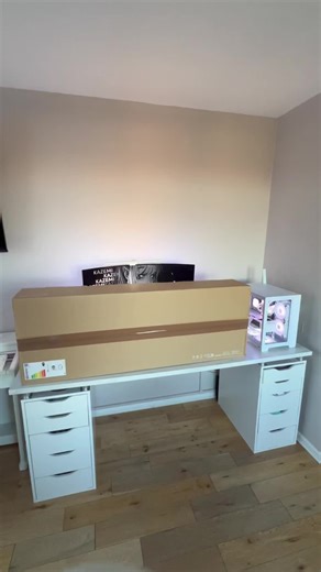 Incredible 49-Inch Ultrawide Monitor Unboxing