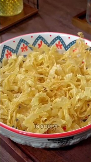 This Handmade Tofu Skin Process Looks So Satisfying 😱