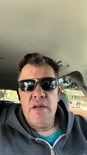 Are you working with an agent? Dont waste your time talking to someone for 30 minutes or show homes to people who are. Move on to someone you can help who doesn’t have an agent. #u#unscriptedr#realestatef#freegamef#florida