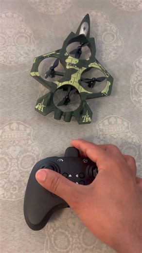 How to fly toy drone