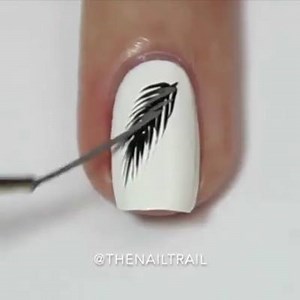 Feather nails by @thenailtrail 💕 | Nails :3