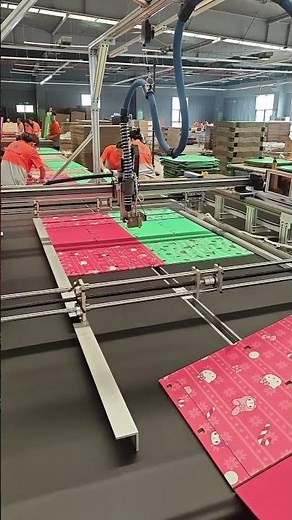 Gluer-X® | XY Glue plotter with Conveyor