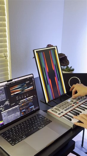 Nick Chen | Experimenting with some MIDI driven visualizations using @touchdesigner and @splice INSTRUMENT/ClusterDelay/Infiltrator for audio... | Instagram