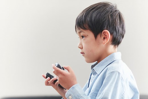 ゲームが子どもに与える良い影響と悪い影響！親の取るべき対処法とは [子育て] All About