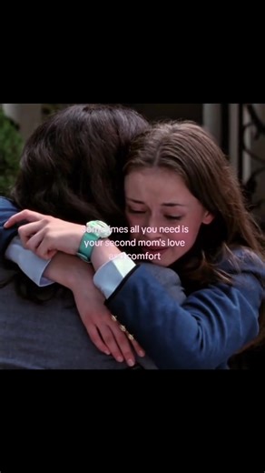 Gilmore Girls: Lorelai & Rory's Second Mom Love