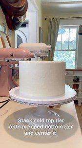 5K views · 33 reactions | How to stack a tiered cake! Bottom tier was...