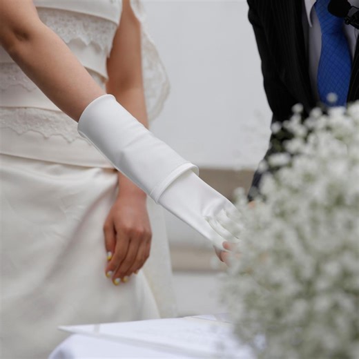 Bridal Gloves, Elegant Wedding Gloves for a Timeless Look - Etsy