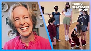 Groundbreaking Program Teaches Young Girls Leadership Skills Through Improv Comedy - The Global Herald