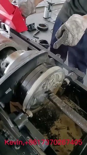 Rebar thread making machine with rolling wheel #ancon #lenton #rebarcoupler #rebarconnector