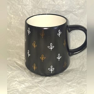 Thyme & Table Black Ceramic Mug W White Gold Leaf Pattern Like New